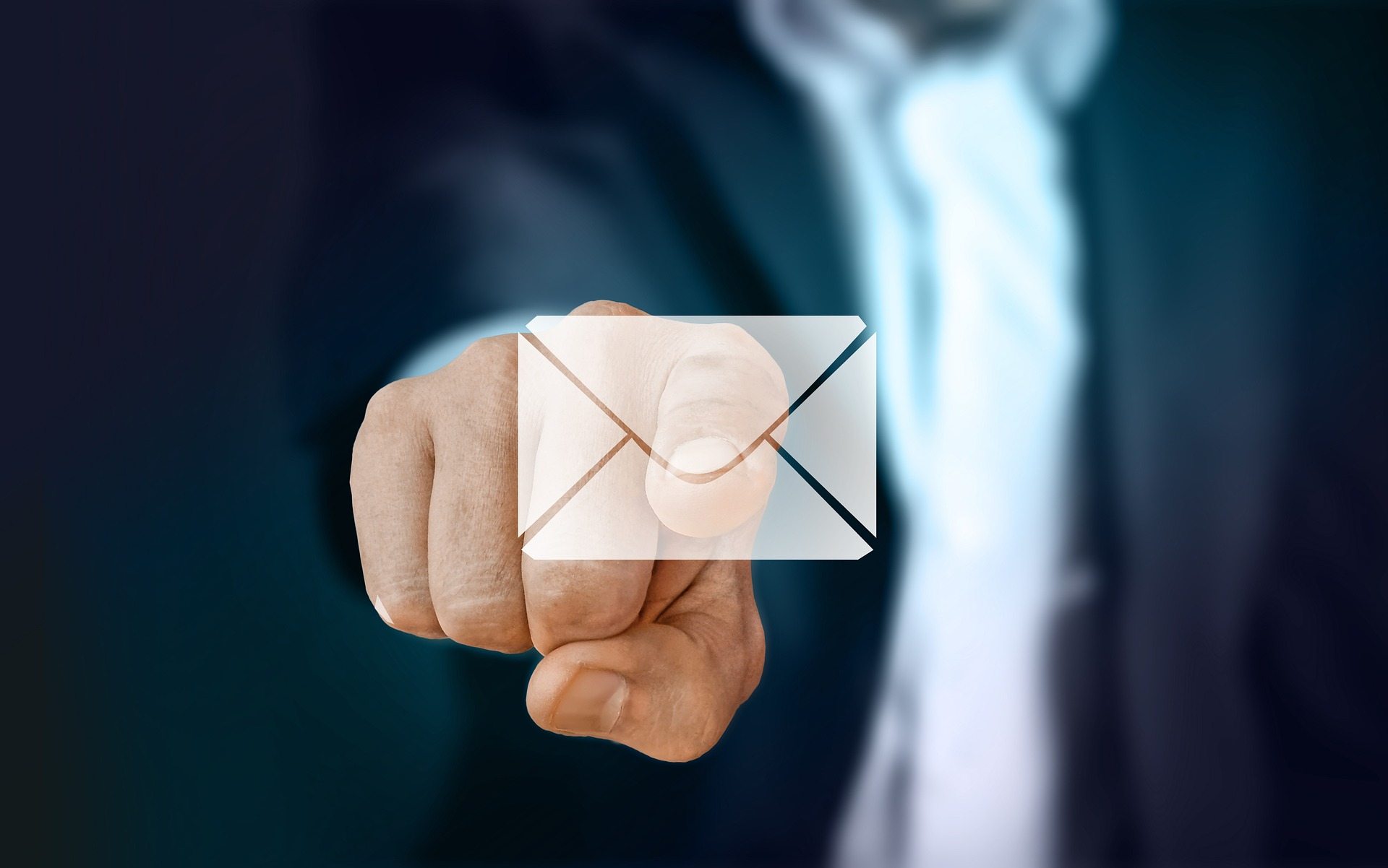 Email Organization – Necessity or Waste of Time?