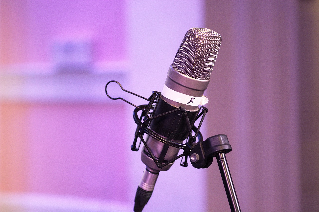 Podcast Microphone Body Image