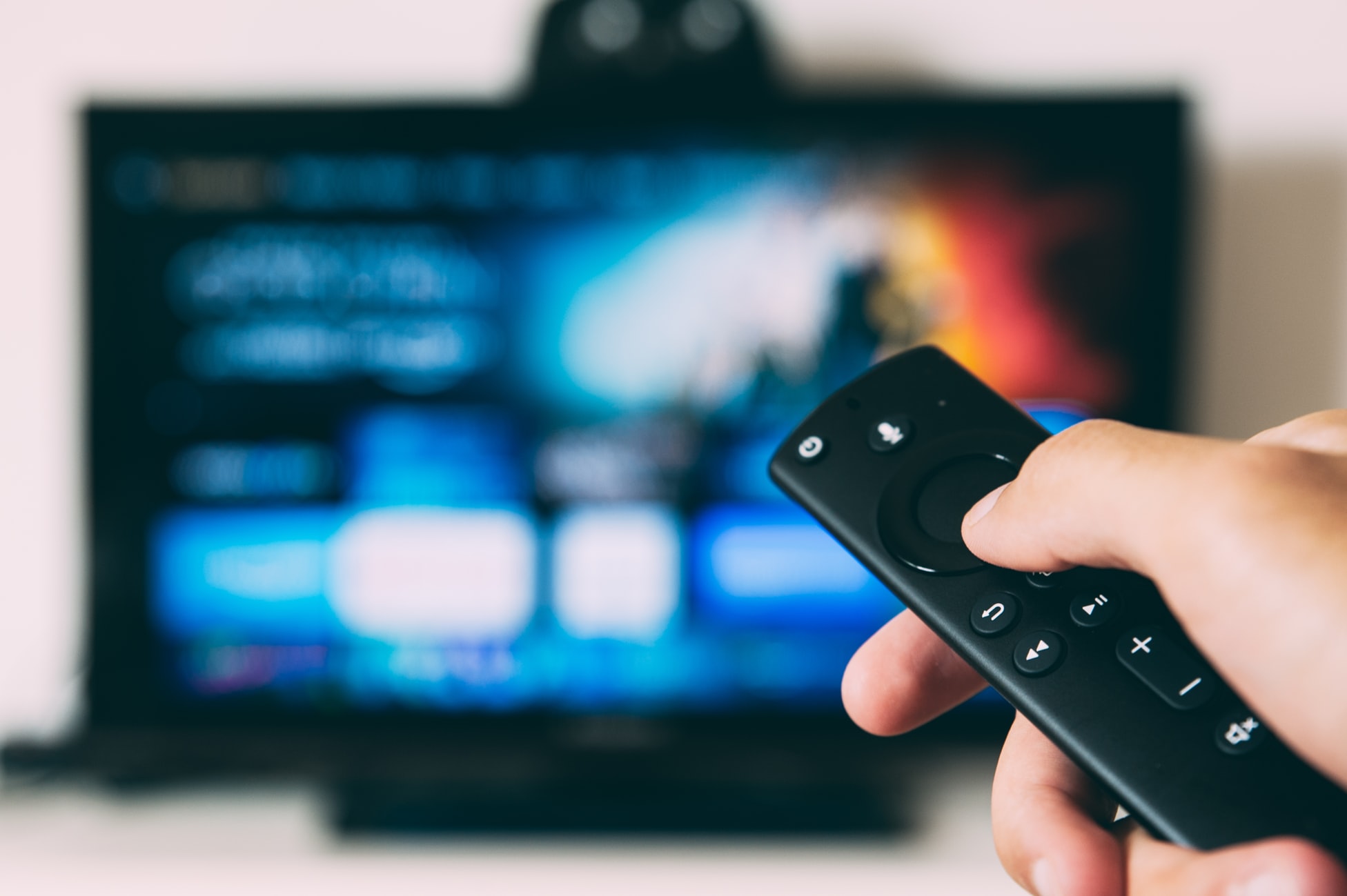 8k displays remote