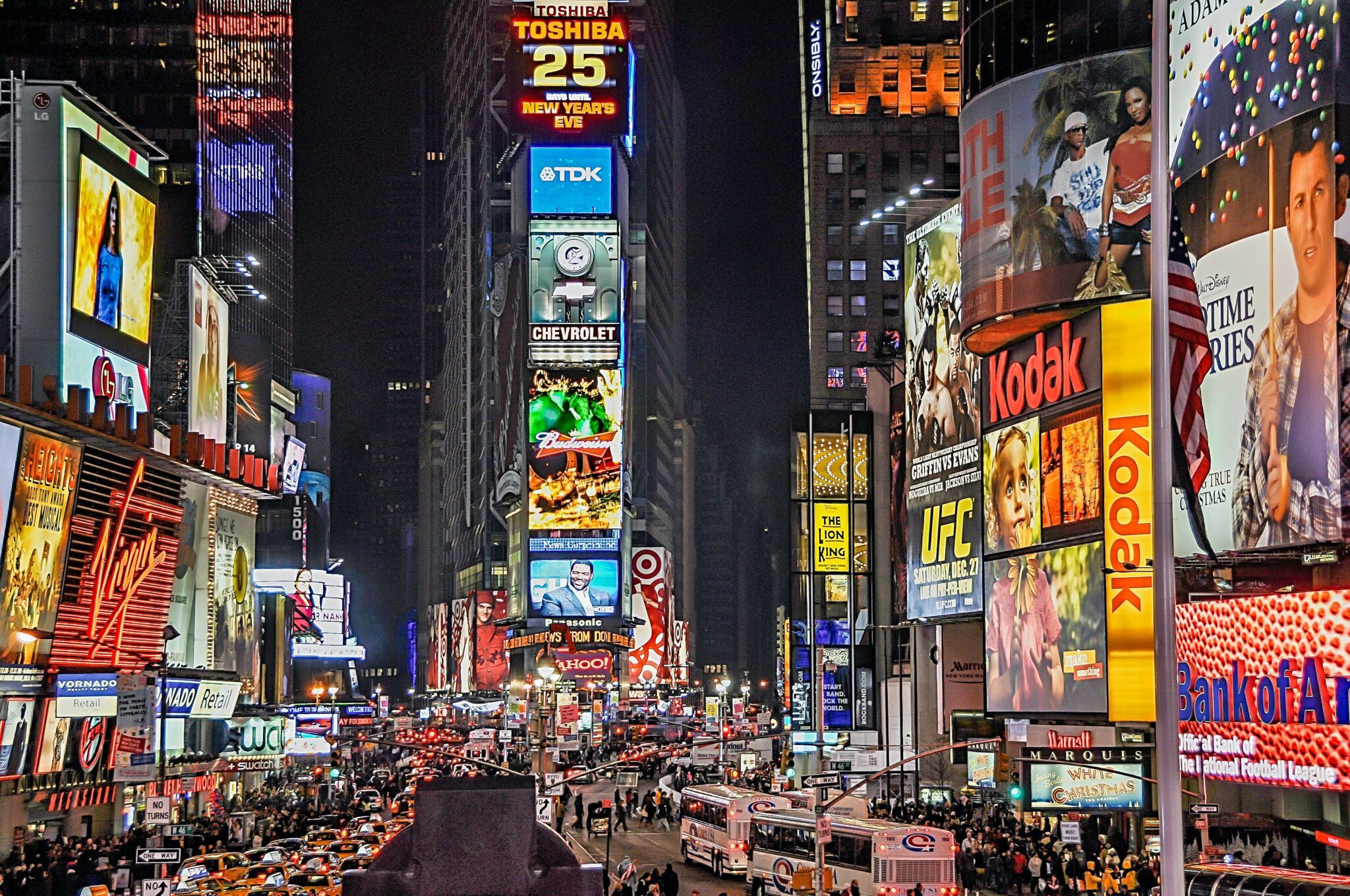 Advertising: Digital and Traditional